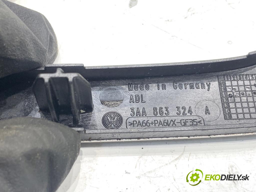 VW PASSAT B7 Kombi 2012 100 kW 2.0 TDI 1968 lišty kryt 3C8863082A 3AB858366 (Lišta)