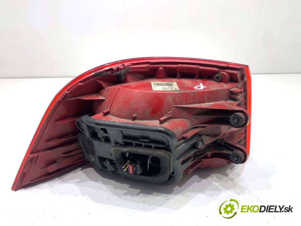 VW PASSAT B7 Kombi 2012 100 kW 2.0 TDI 1968 Svetlo pravy zad 3AF945096C