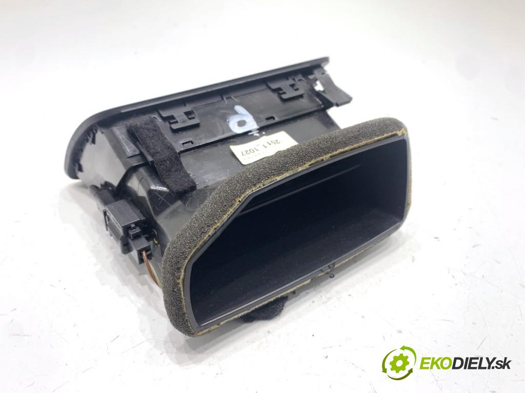 VW PASSAT B7 Kombi 2012 100 kW 2.0 TDI 1968 mří topení pravý přední část