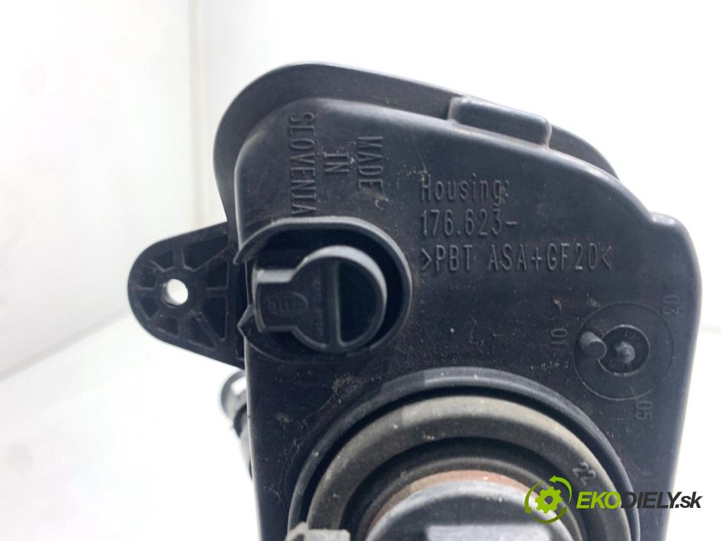 VW PASSAT B7 Kombi 2012 100 kW 2.0 TDI 1968 Hmlové svetlo, hmlovka ľavy predný 176624-01