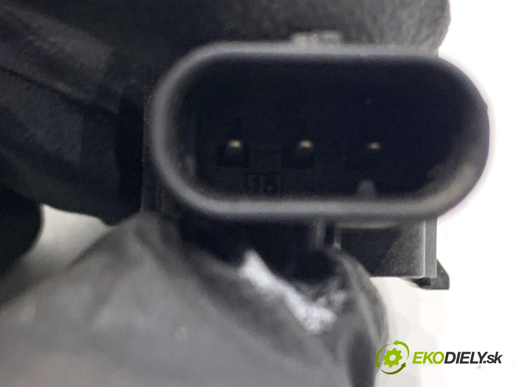 VW PASSAT B7 Kombi 2012 100 kW 2.0 TDI 1968 Snímač PDC 1S0919275