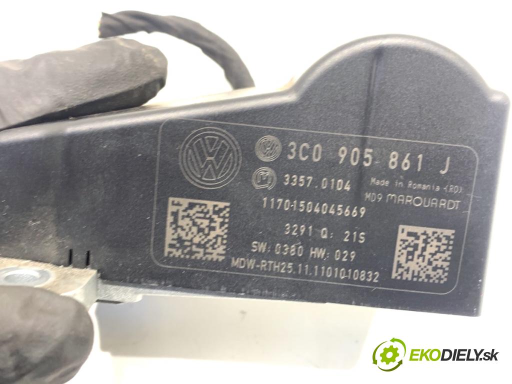 VW PASSAT B7 Kombi 2012 100 kW 2.0 TDI 1968 blokáda volantu 3C0905861J (Řízení ostatní)