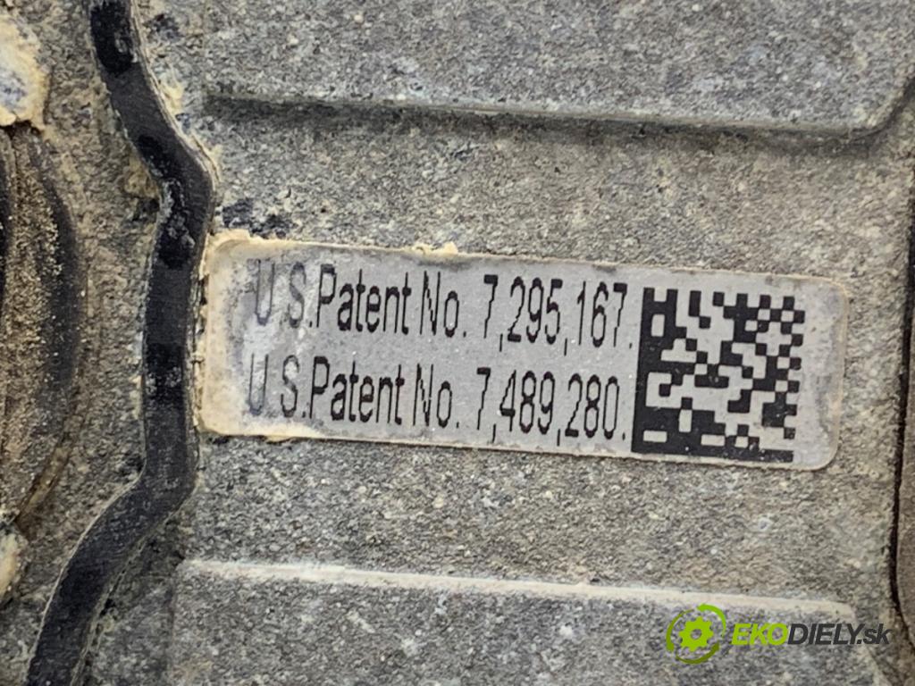 VW PASSAT B7 Kombi 2012 100 kW 2.0 TDI 1968 ANTENA 3C0035507AA