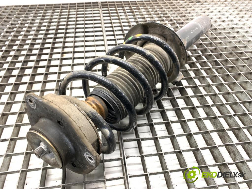 VW PASSAT B7 Kombi 2012 100 kW 2.0 TDI 1968 Tlmič pravy predný