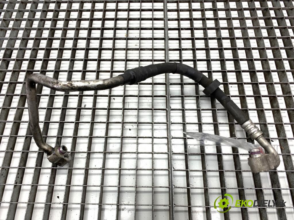 VW PASSAT B7 Kombi 2012 100 kW 2.0 TDI 1968 rúrka klimatizácie 3C0820721R (Rúrka klimatizácie)