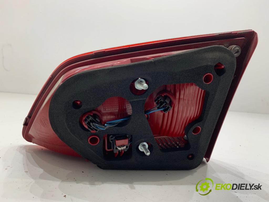 VW PASSAT B7 Kombi 2012 100 kW 2.0 TDI 1968 světlo zadní část levá strana vnitřní 3AF945093J (Klika dveří ostatní)