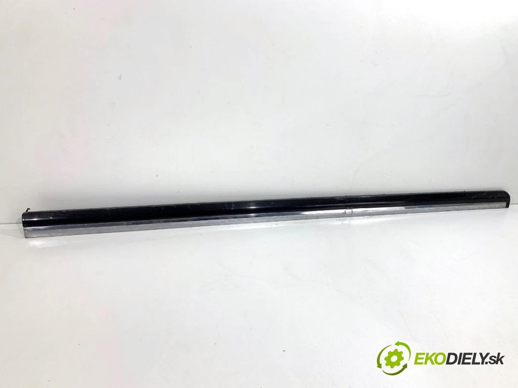 VW PASSAT B7 Kombi 2012 100 kW 2.0 TDI 1968 lišta dveře levý přední část 3AA854939A