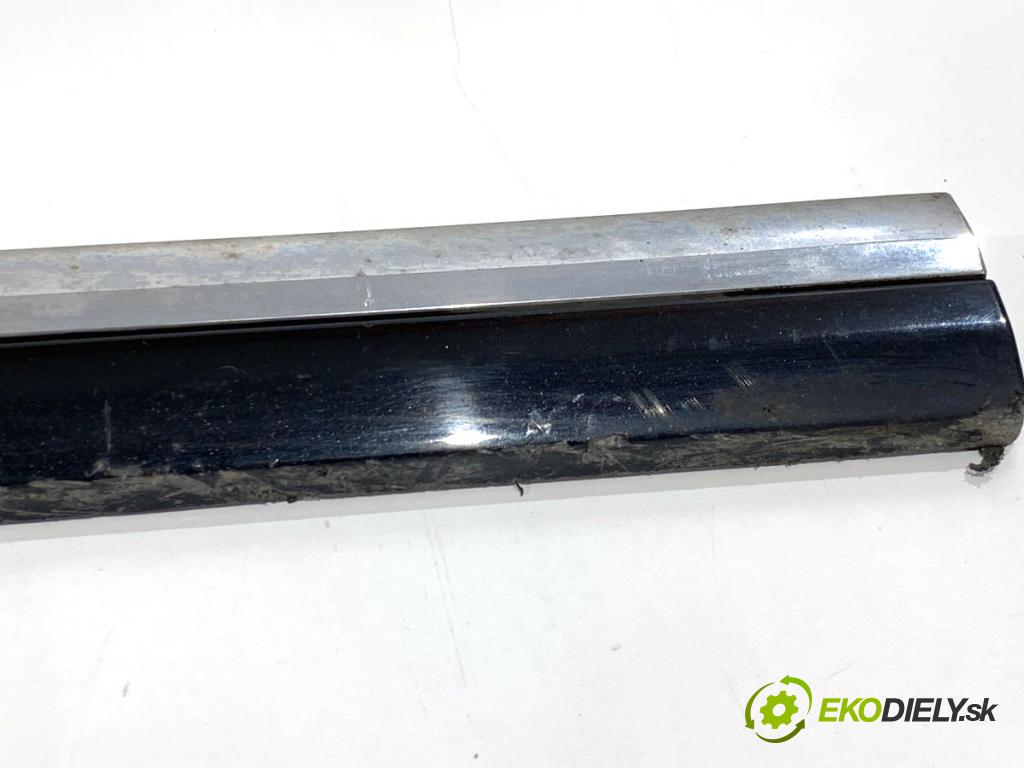 VW PASSAT B7 Kombi 2012 100 kW 2.0 TDI 1968 lišta dveře levý přední část 3AA854939A