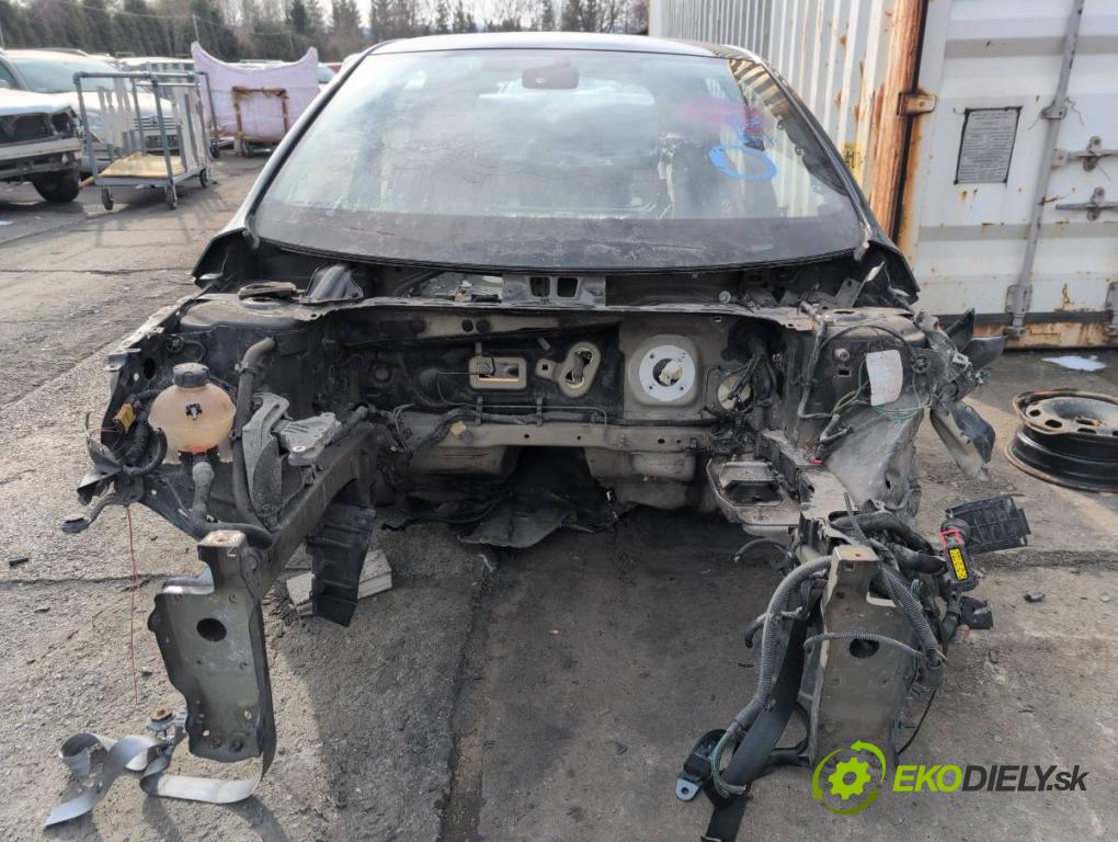 PEUGEOT 308 SW II Kombi 2014 88 kW 1.6 BlueHDi 120 1560 karoséria ČTVRŤÁK: Blatník prah strecha PODŁUŻNICA