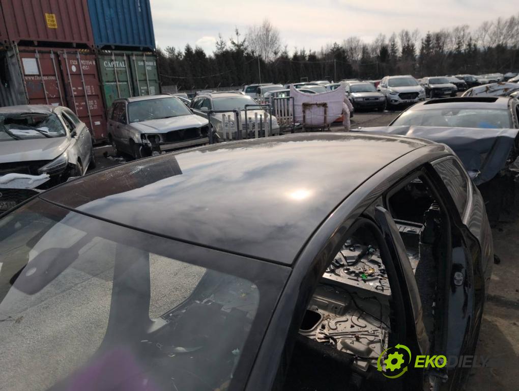 PEUGEOT 308 SW II Kombi 2014 88 kW 1.6 BlueHDi 120 1560 karoséria ČTVRŤÁK: Blatník prah strecha PODŁUŻNICA