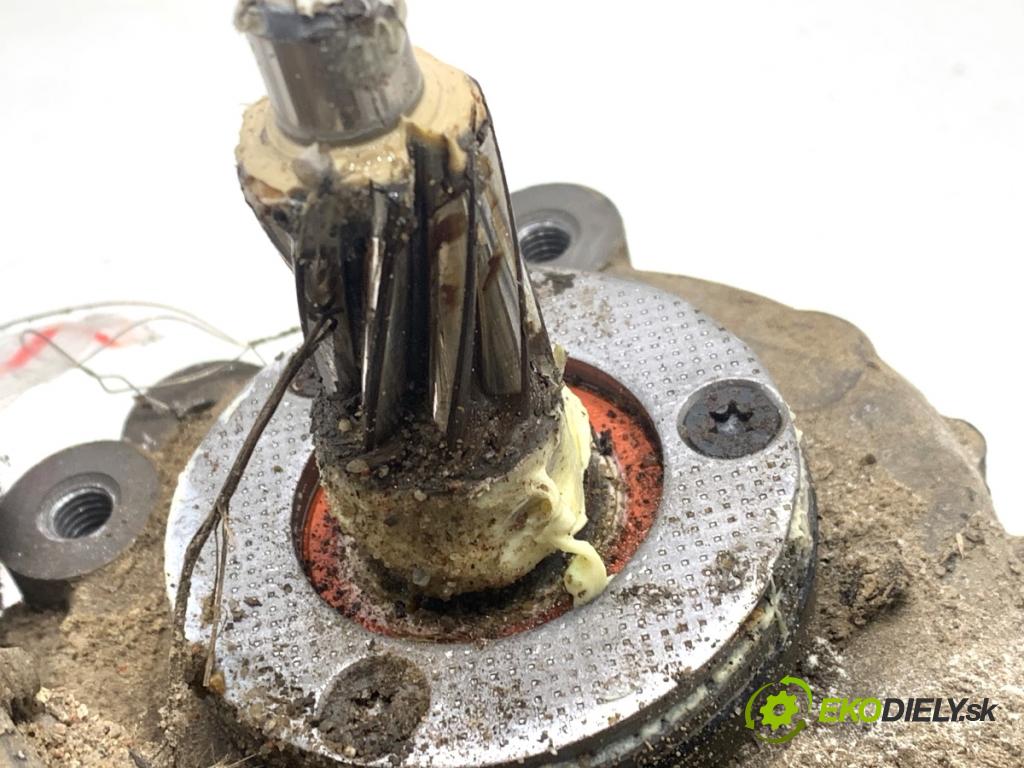 VW GOLF V liftback 2003 103 kW 2.0 TDI 1968 motor servočerpadlo ENERGETICKÉ KROKY: 1K1909144F