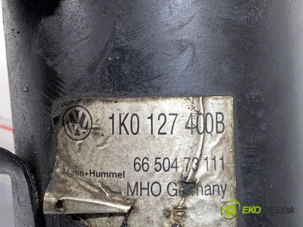 VW GOLF V liftback 2003 103 kW 2.0 TDI 1968 Obal filtra paliva 1K0127400B (Obal palivového filtra)