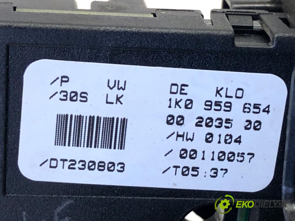 VW GOLF V liftback 2003 103 kW 2.0 TDI 1968 snímač ÚHEL: otáčky 1K0953549A