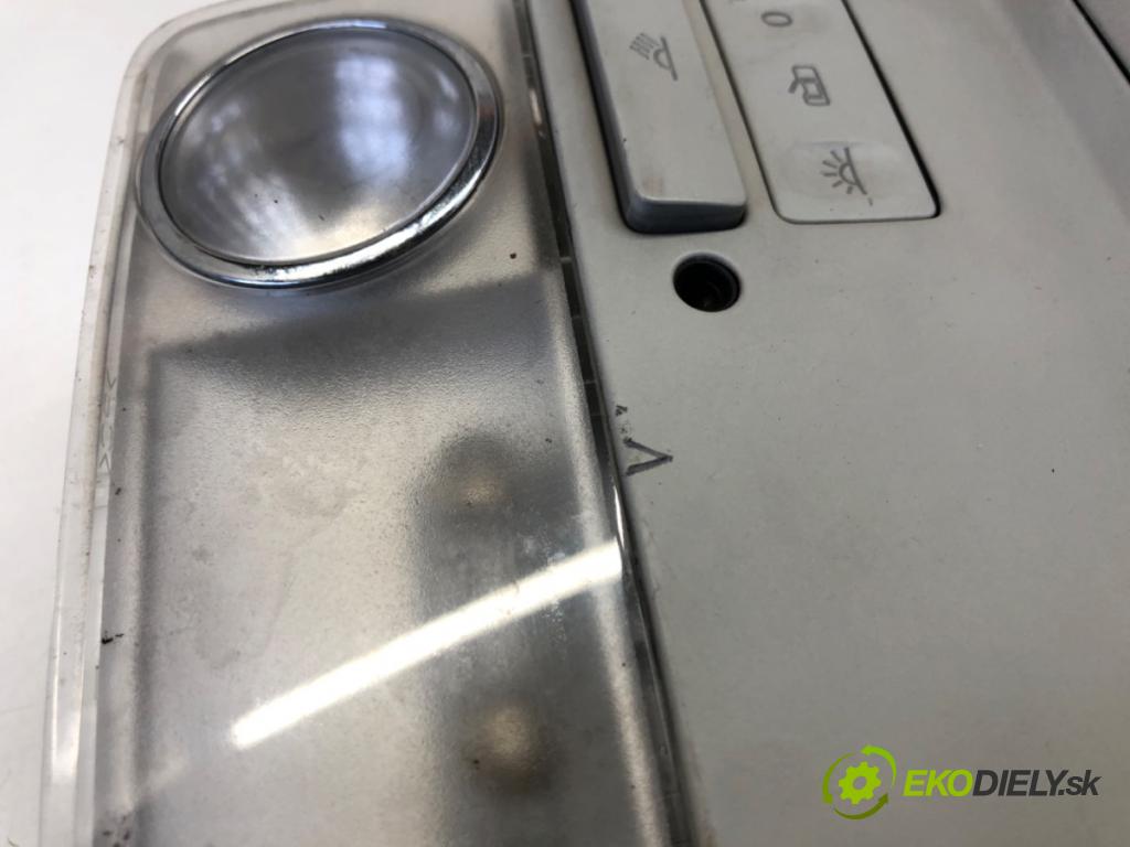 VW GOLF V liftback 2003 103 kW 2.0 TDI 1968 světlo stropní 1K0947105G