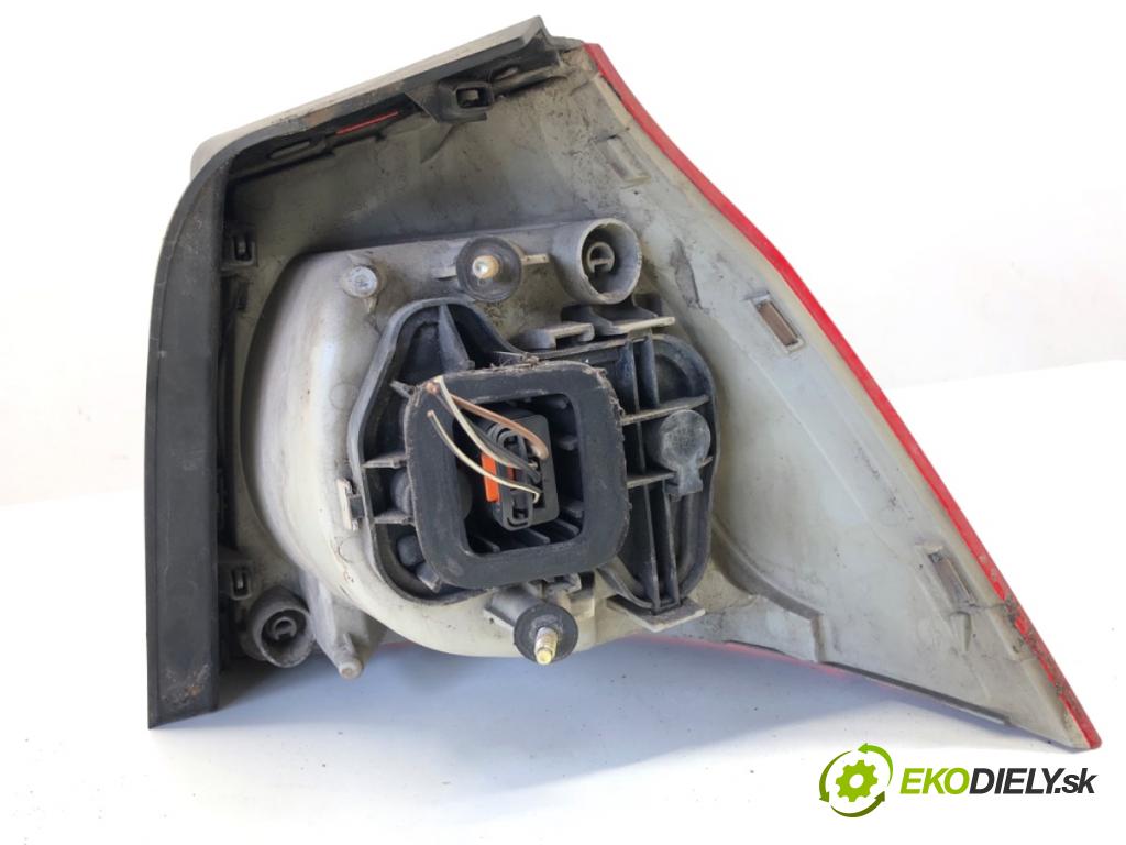 VW GOLF V liftback 2003 103 kW 2.0 TDI 1968 Svetlo ľavy zad 1K6945095E