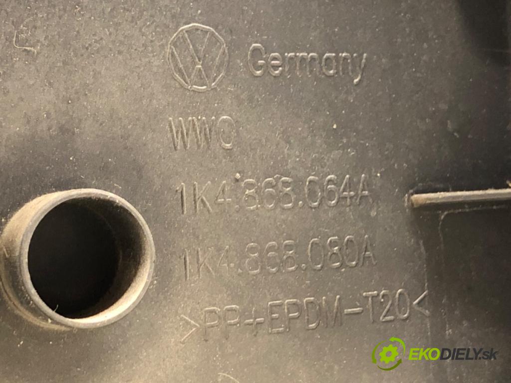 VW GOLF V liftback 2003 103 kW 2.0 TDI 1968 ča dveře pravý přední část