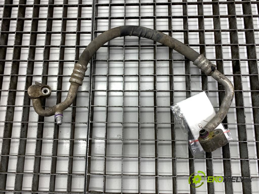 VW GOLF V liftback 2003 103 kW 2.0 TDI 1968 rúrka klimatizace 1K0820721D (Trubka klimatizace)