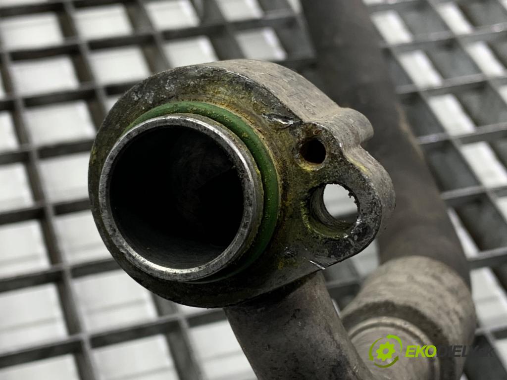 VW GOLF V liftback 2003 103 kW 2.0 TDI 1968 rúrka klimatizácie 1K0820743AM (Rúrka klimatizácie)