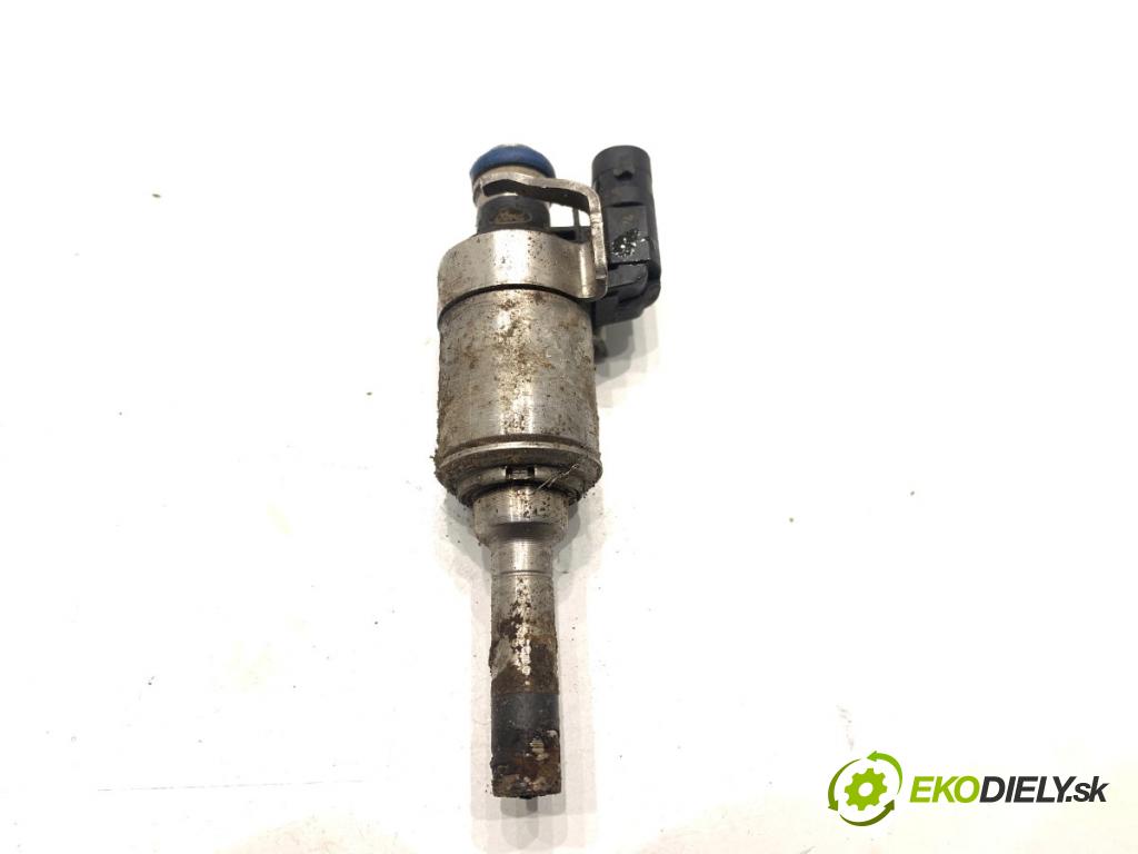 FORD TRANSIT COURIER Nadwozie pełne/minivan 2018 74 kW 1.0 EcoBoost 998 vstřikovač 0261500718 (Vstřikovač paliva)