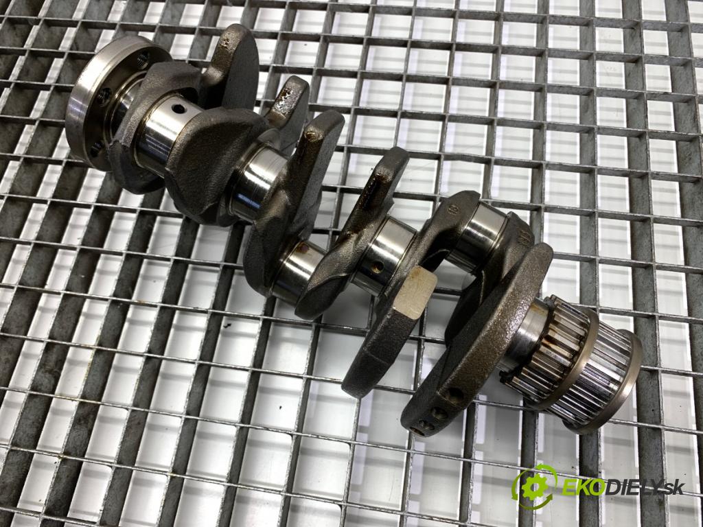 FORD TRANSIT COURIER Nadwozie pełne/minivan 2018 74 kW 1.0 EcoBoost 998 Kardaň, hriadeľ KLIKA: T46AC (Blok motora ostatné)