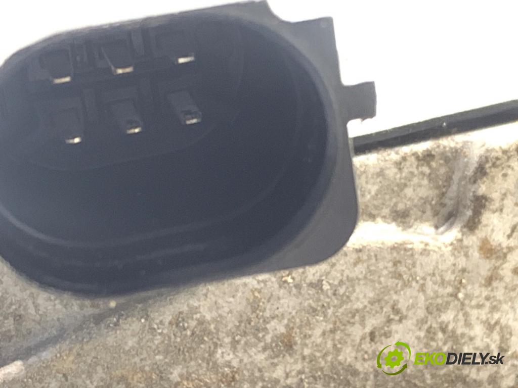 FORD TRANSIT COURIER Nadwozie pełne/minivan 2018 74 kW 1.0 EcoBoost 998 Škrtiaca klapka 50989011 (Škrtiaca klapka)