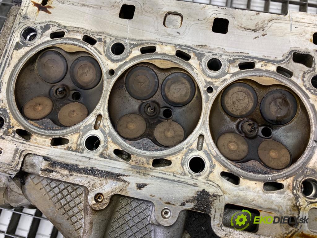 FORD TRANSIT COURIER Nadwozie pełne/minivan 2018 74 kW 1.0 EcoBoost 998 hlava válců JT7G6007BA