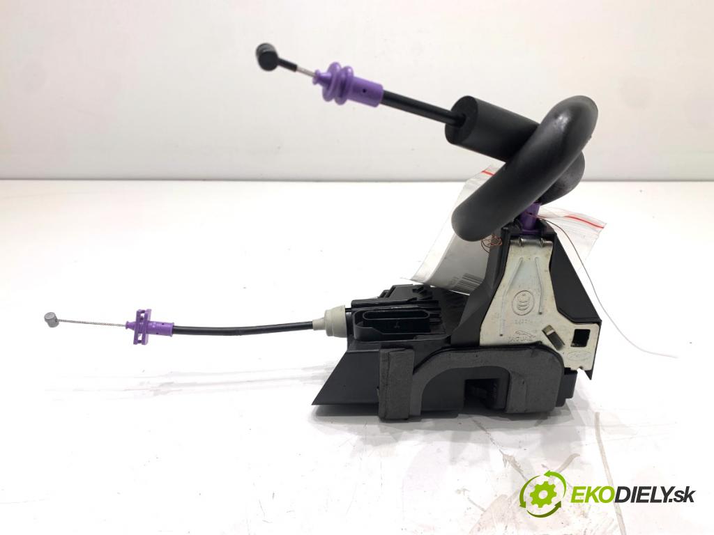 LAND ROVER RANGE ROVER EVOQUE SUV 2025 150 kW 2.0 D200 MHEV 4x4 1997 zámok dveře pravý zadní část K8D2-24995-AG