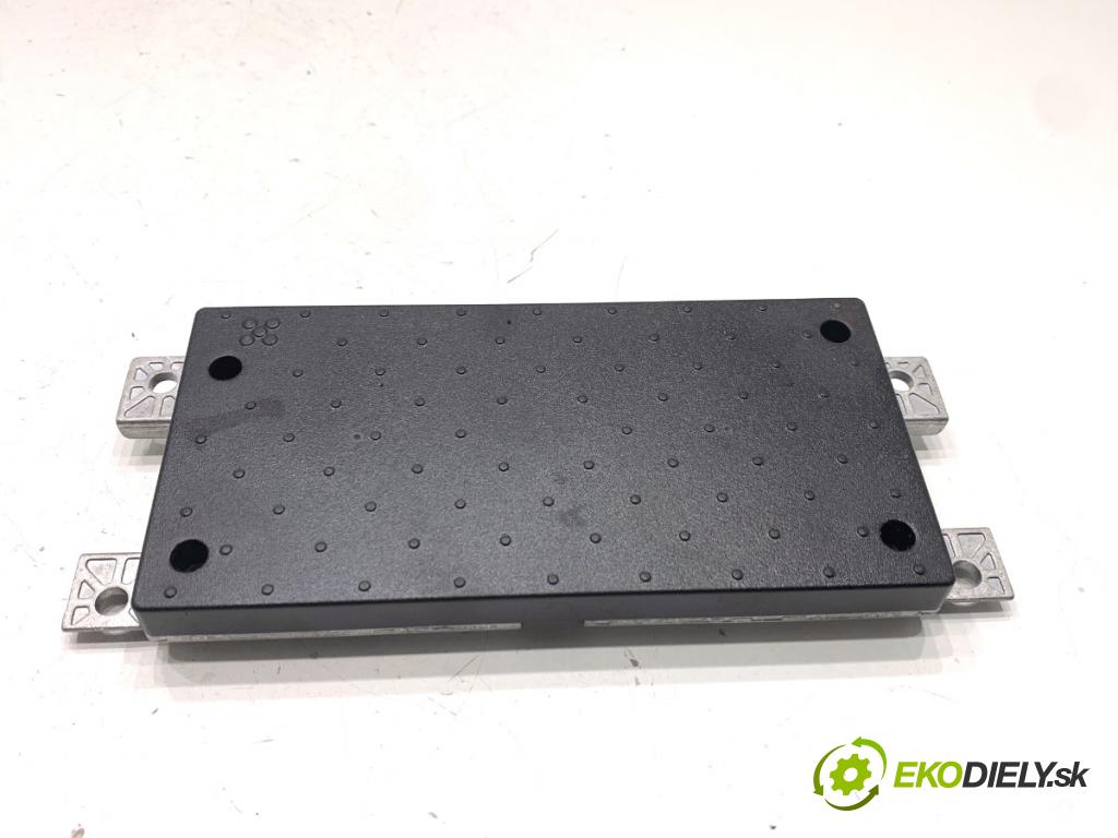 LAND ROVER RANGE ROVER EVOQUE SUV 2025 150 kW 2.0 D200 MHEV 4x4 1997 NABÍJEČKA: INDUKCE: N8D2-14E288-AC