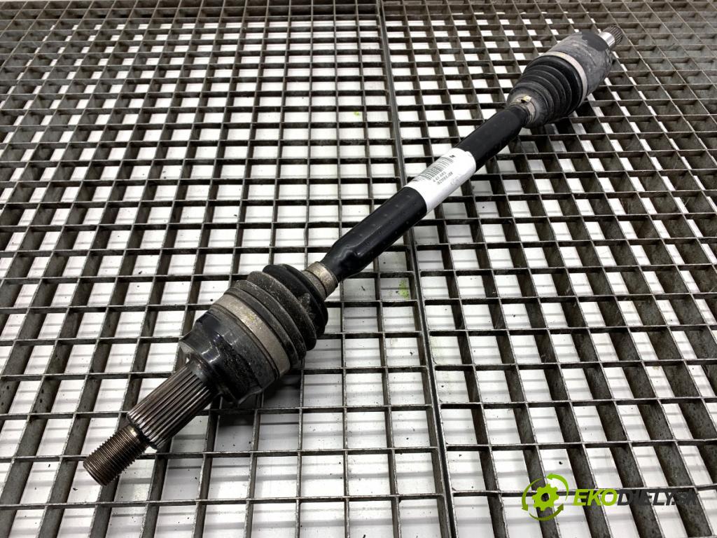 LAND ROVER RANGE ROVER EVOQUE SUV 2025 150 kW 2.0 D200 MHEV 4x4 1997 poloos levý zadní část