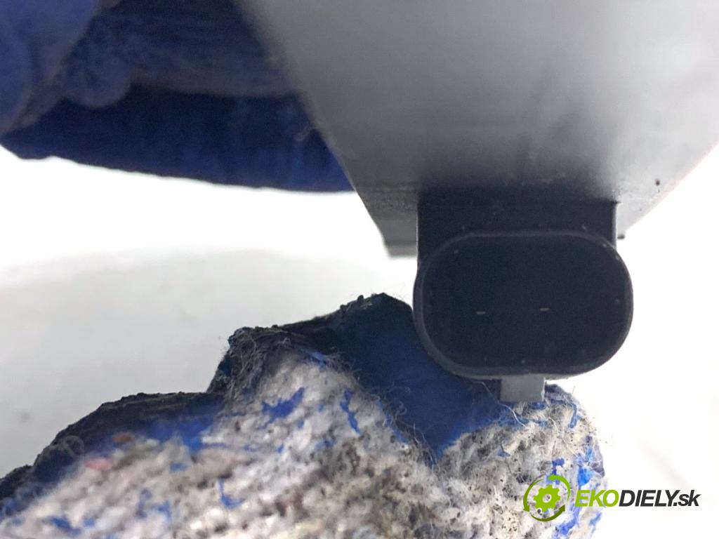 LAND ROVER RANGE ROVER EVOQUE SUV 2025 150 kW 2.0 D200 MHEV 4x4 1997 Zosilňovač Antenní: JPLA-15K603-AB (Zosilňovač)