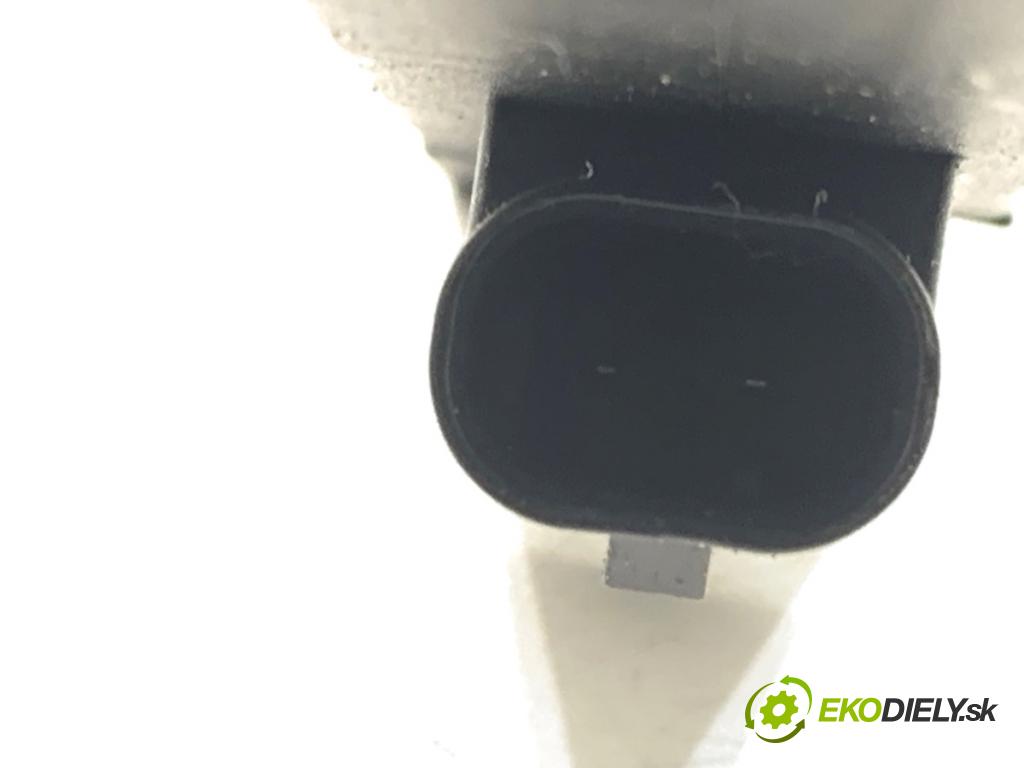 LAND ROVER RANGE ROVER EVOQUE SUV 2025 150 kW 2.0 D200 MHEV 4x4 1997 zesilovač JPLA-15K603-AB (Zesilovač)