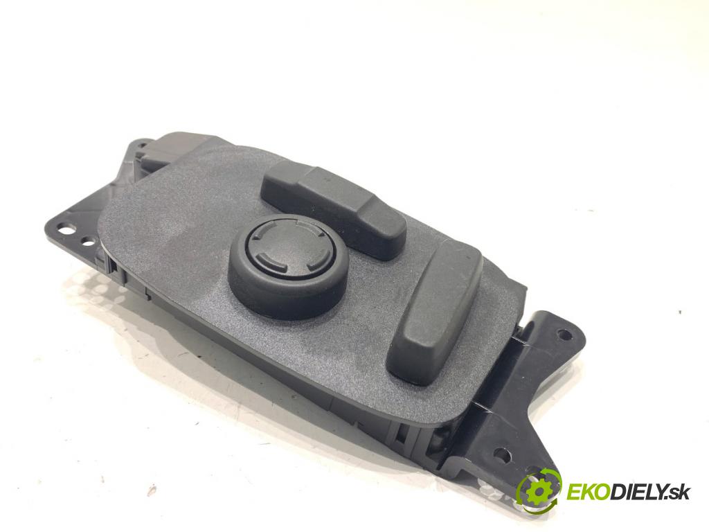 LAND ROVER RANGE ROVER EVOQUE SUV 2025 150 kW 2.0 D200 MHEV 4x4 1997 přepínač sedačky JK62-14B566-FB