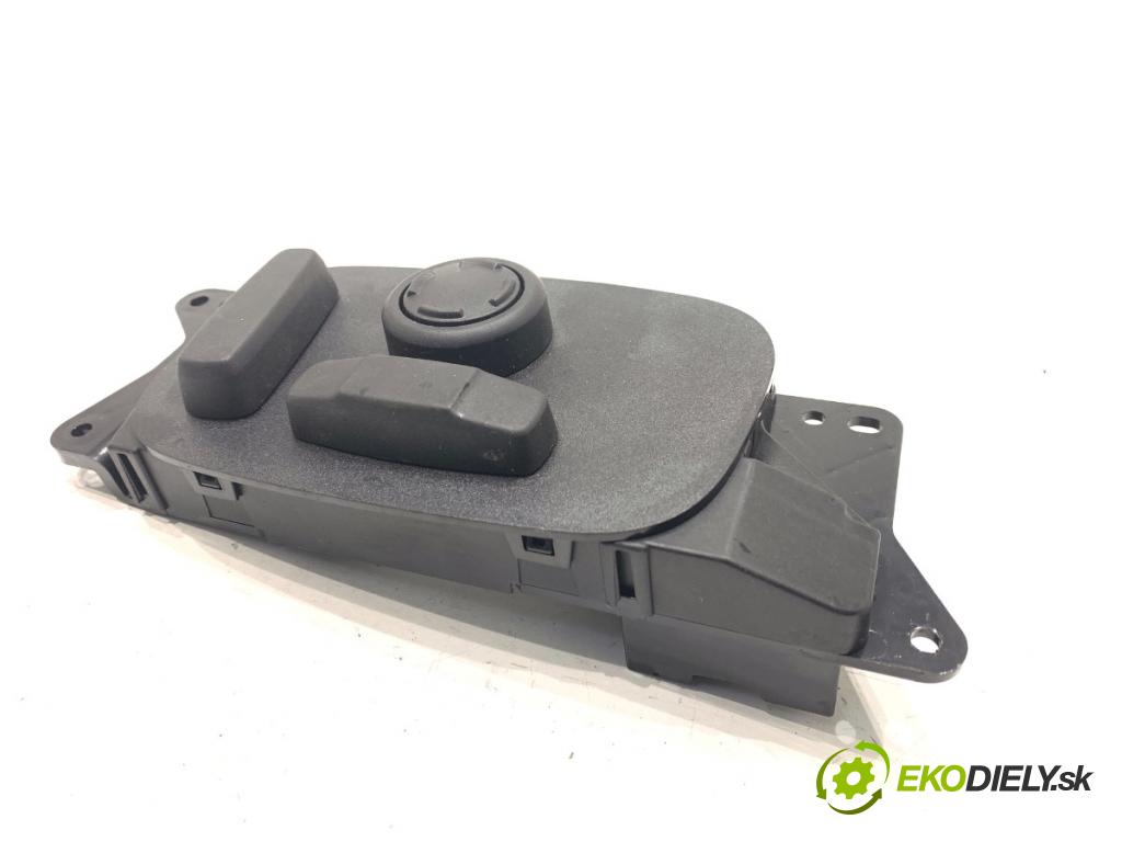 LAND ROVER RANGE ROVER EVOQUE SUV 2025 150 kW 2.0 D200 MHEV 4x4 1997 přepínač sedačky JK62-14B566-FB