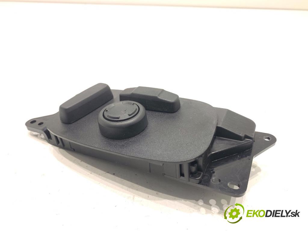 LAND ROVER RANGE ROVER EVOQUE SUV 2025 150 kW 2.0 D200 MHEV 4x4 1997 přepínač sedačky GX73-14B566-GC