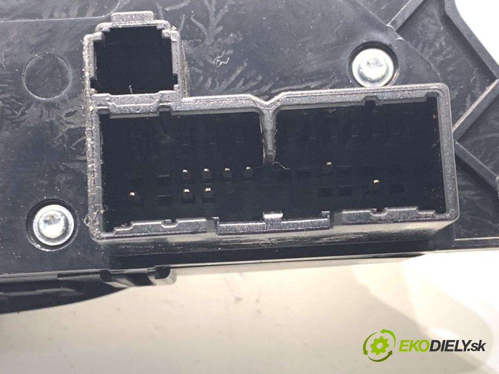 LAND ROVER RANGE ROVER EVOQUE SUV 2025 150 kW 2.0 D200 MHEV 4x4 1997 přepínač sedačky GX73-14B566-GC