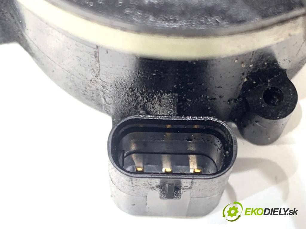 VW SHARAN nadwozie wielkoprzestrzenne (MPV) 2013 130 kW 2.0 TDI 1968 DALŠÍ: Pumpa vody 5N0965561A (Vodná pumpa)