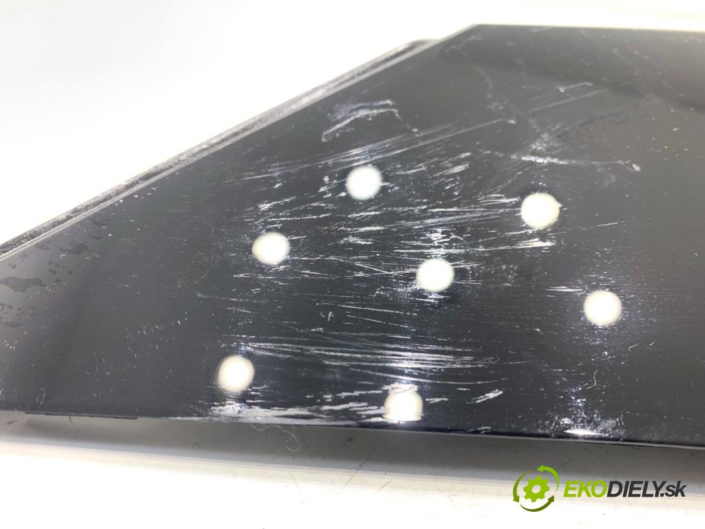 LAND ROVER RANGE ROVER EVOQUE SUV 2025 150 kW 2.0 D200 MHEV 4x4 1997 násada sloupku levý zadní část K8D2-29149-AD