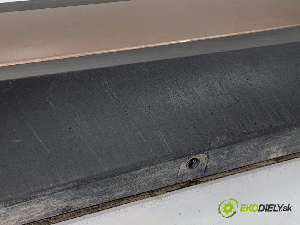 LAND ROVER RANGE ROVER EVOQUE SUV 2025 150 kW 2.0 D200 MHEV 4x4 1997 Lišta Dvere pravy zad K8D2274A48A