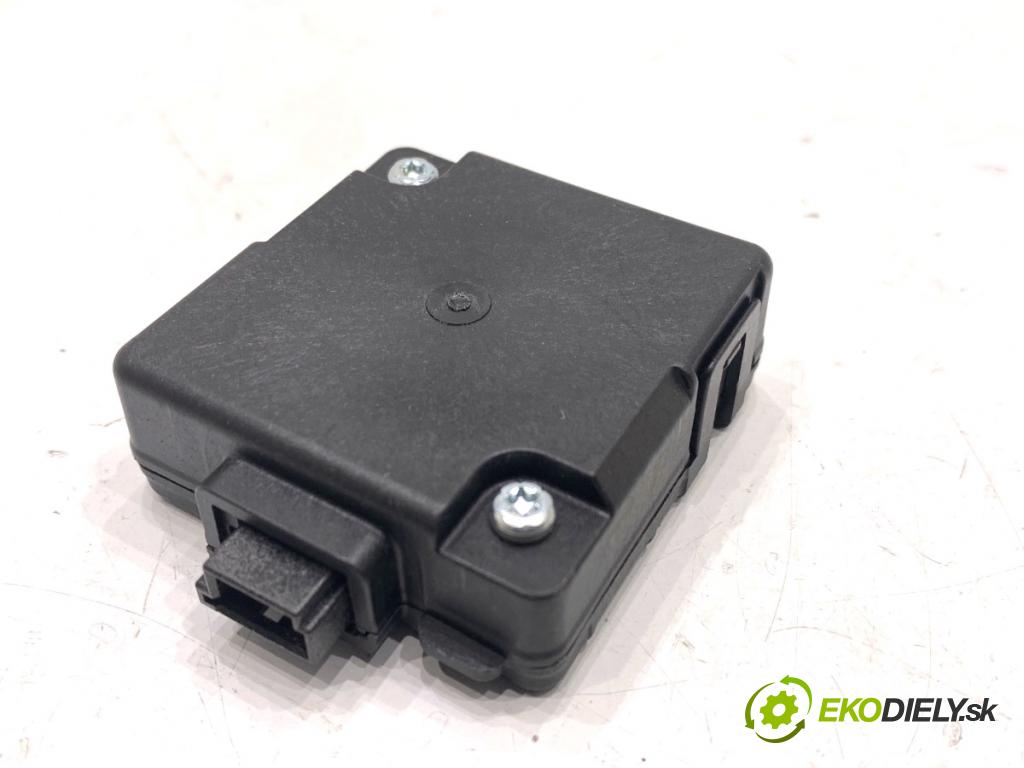 LAND ROVER RANGE ROVER EVOQUE SUV 2025 150 kW 2.0 D200 MHEV 4x4 1997 Modul Riadiaca jednotka K8D2-15K622-DB (Riadiaca jednotka ostatné)