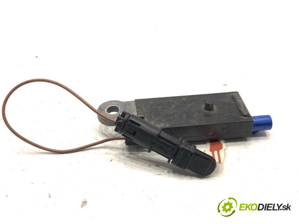 LAND ROVER RANGE ROVER EVOQUE SUV 2025 150 kW 2.0 D200 MHEV 4x4 1997 Zosilňovač Antenní: K8D2-18C901-CD (Zosilňovač)