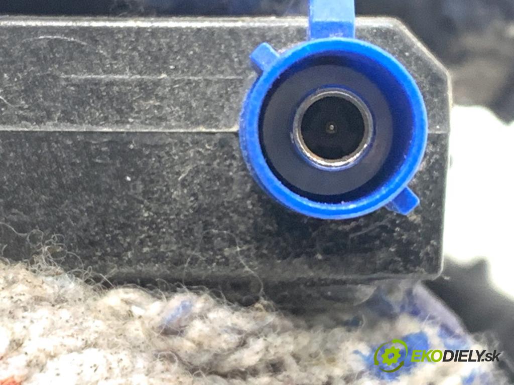 LAND ROVER RANGE ROVER EVOQUE SUV 2025 150 kW 2.0 D200 MHEV 4x4 1997 Zosilňovač Antenní: K8D2-18C901-CD (Zosilňovač)