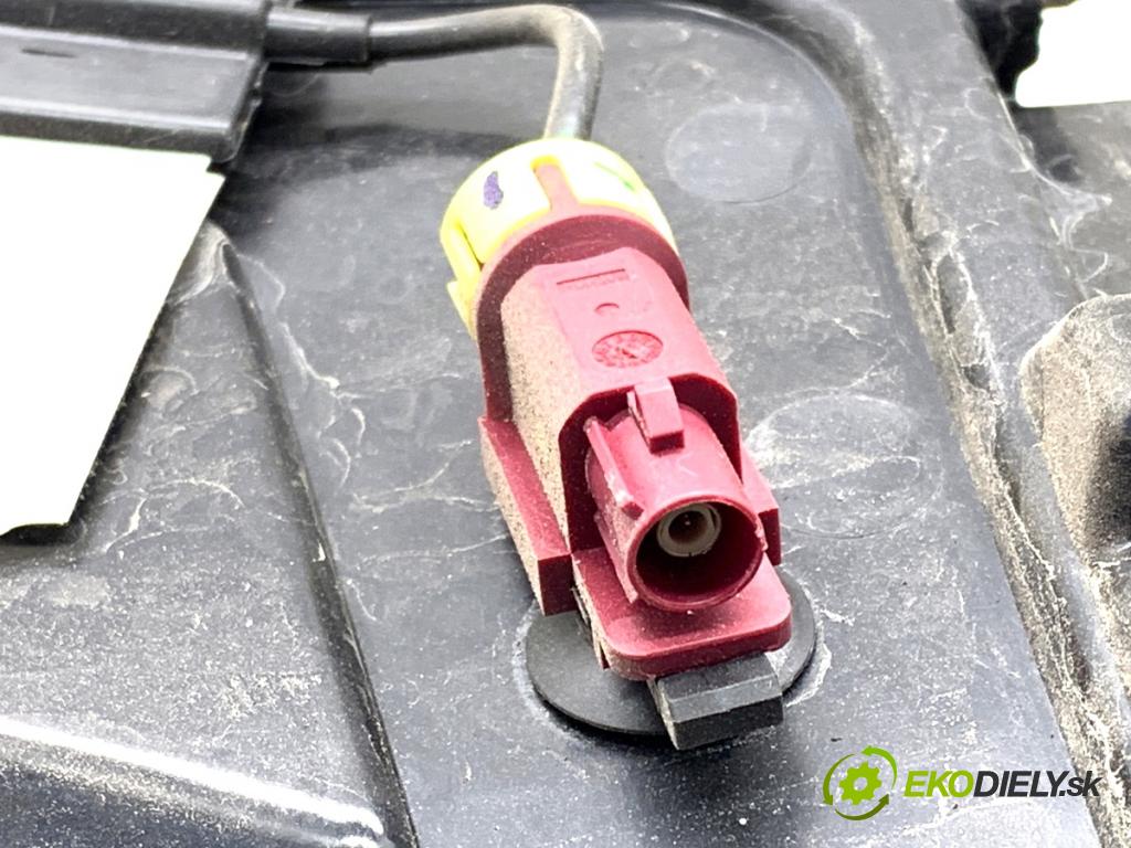 LAND ROVER RANGE ROVER EVOQUE SUV 2025 150 kW 2.0 D200 MHEV 4x4 1997 Úchyt nárazníka ľavy zad M8D2-17B931-A