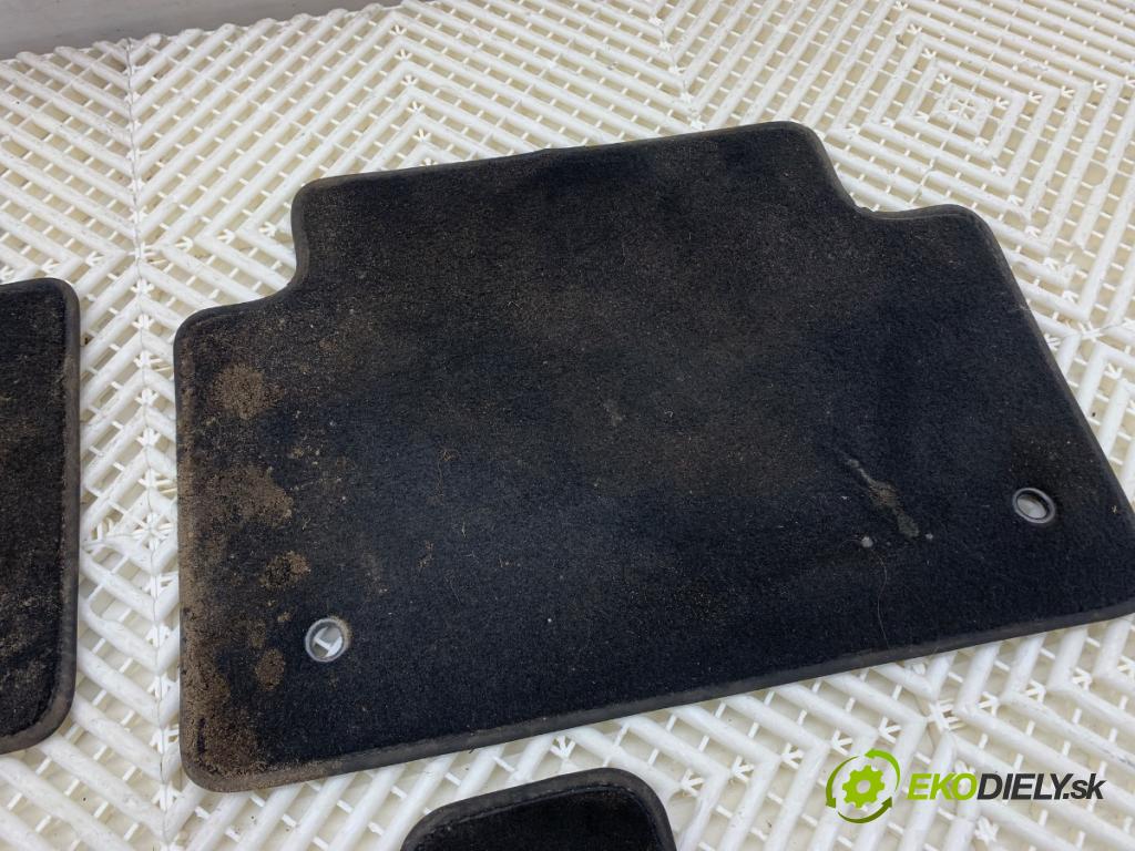 LAND ROVER RANGE ROVER EVOQUE SUV 2025 150 kW 2.0 D200 MHEV 4x4 1997 koberček