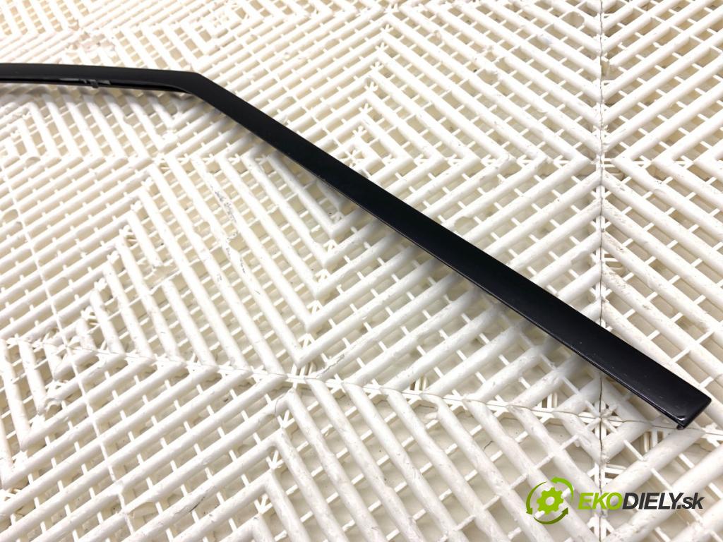 LAND ROVER RANGE ROVER EVOQUE SUV 2025 150 kW 2.0 D200 MHEV 4x4 1997 Lišta Dvere ľavá strana predný horná K8D2208A97AC