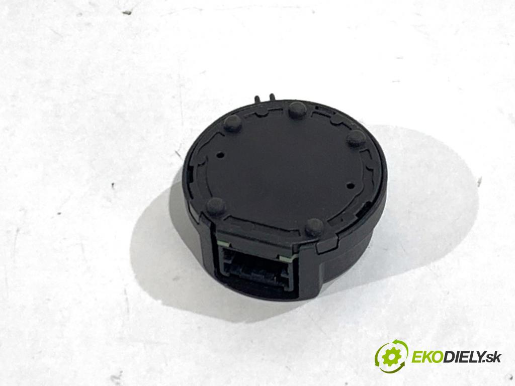 LAND ROVER RANGE ROVER EVOQUE SUV 2025 150 kW 2.0 D200 MHEV 4x4 1997 MIKROFON: LPLA-19A391-AC