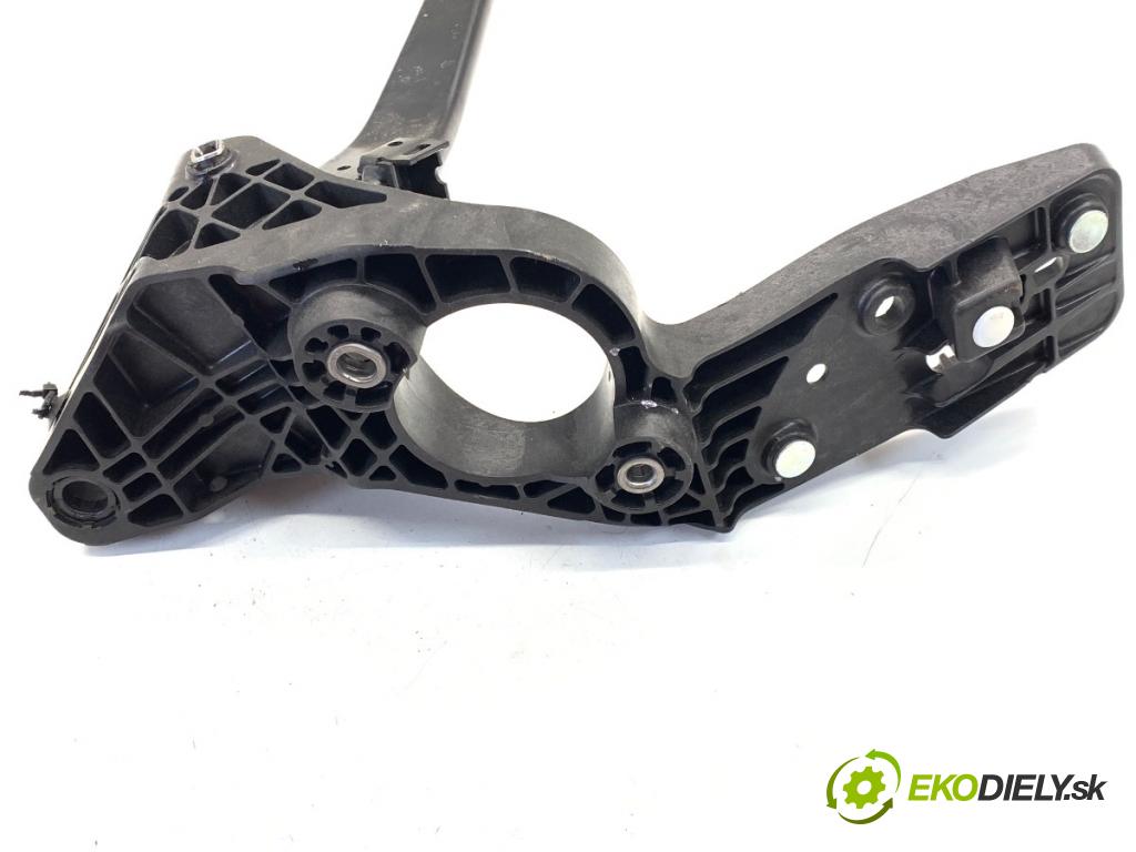 LAND ROVER RANGE ROVER EVOQUE SUV 2025 150 kW 2.0 D200 MHEV 4x4 1997 pedal brzdy M8D2-2D094-CC