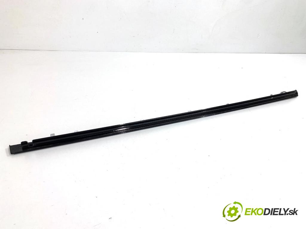 LAND ROVER RANGE ROVER EVOQUE SUV 2025 150 kW 2.0 D200 MHEV 4x4 1997 lišta dveře levý zadní část horní K8D2255A61AC