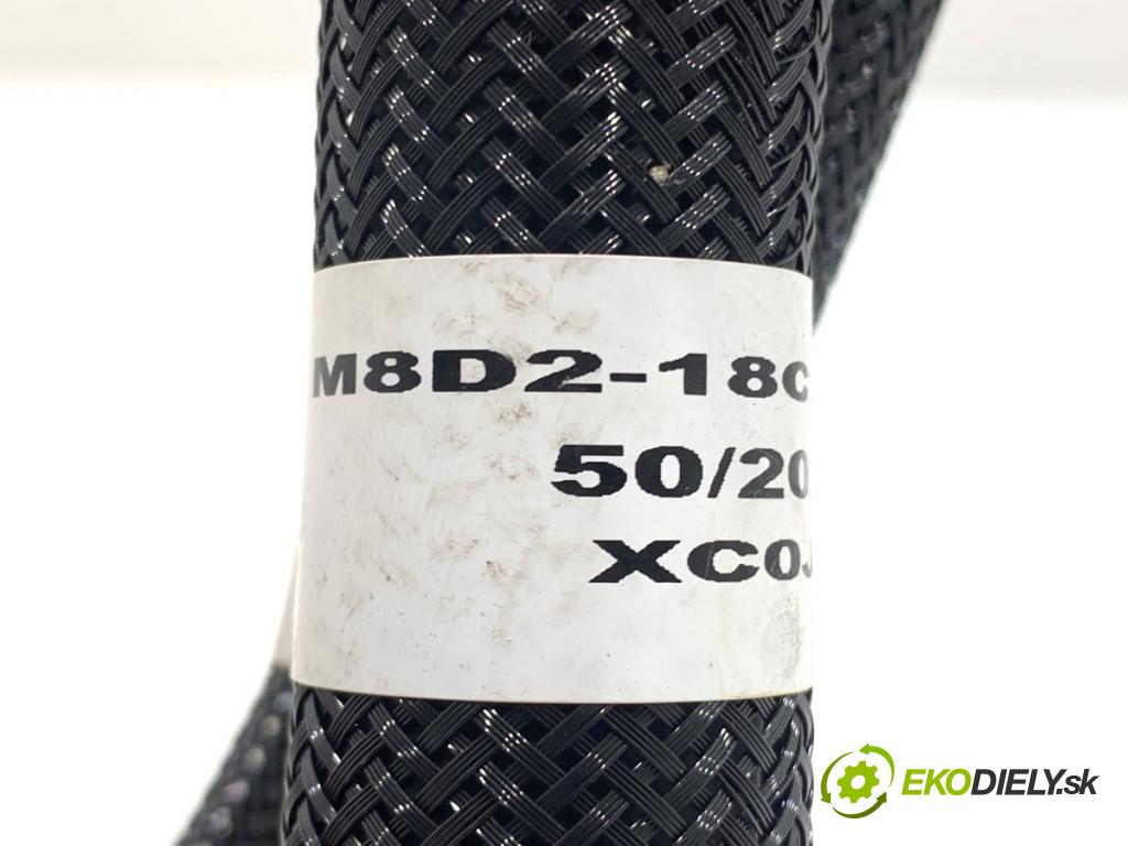 LAND ROVER RANGE ROVER EVOQUE SUV 2025 150 kW 2.0 D200 MHEV 4x4 1997 Rúra vody M8D2-18C266-BD