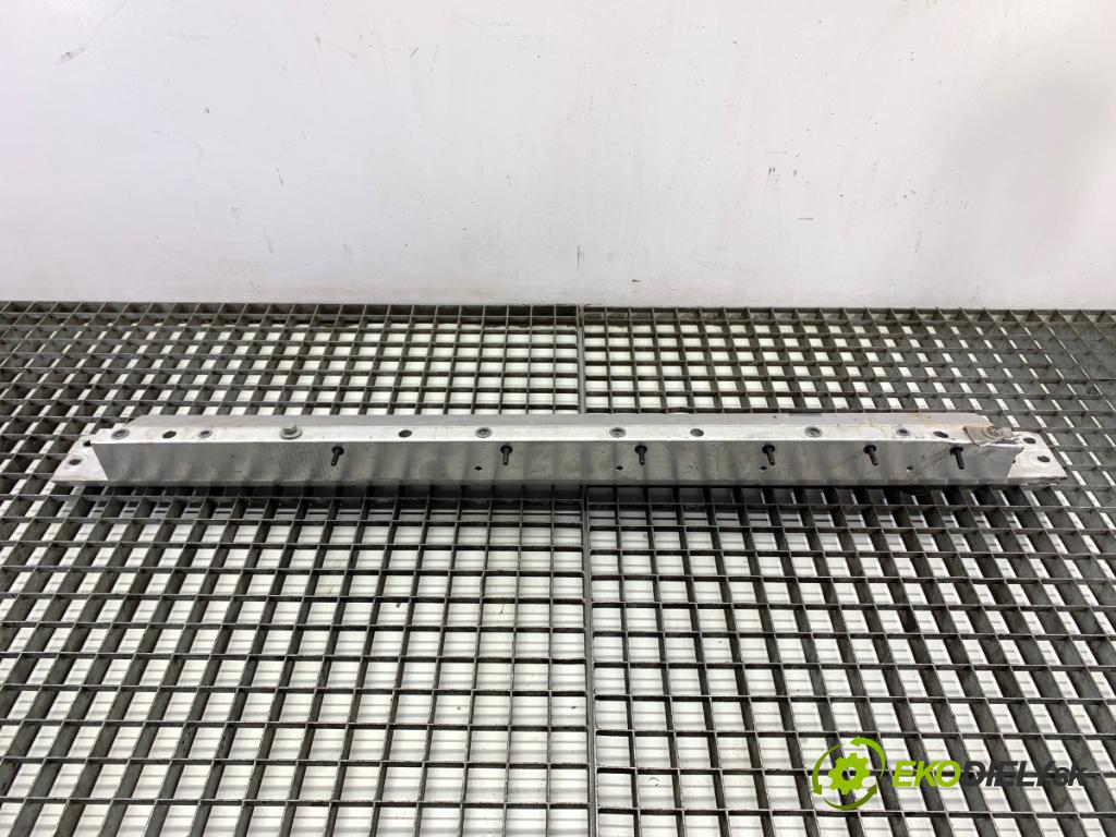 LAND ROVER RANGE ROVER EVOQUE SUV 2025 150 kW 2.0 D200 MHEV 4x4 1997 Výstuha PASA predný K8D2-3A297-AE