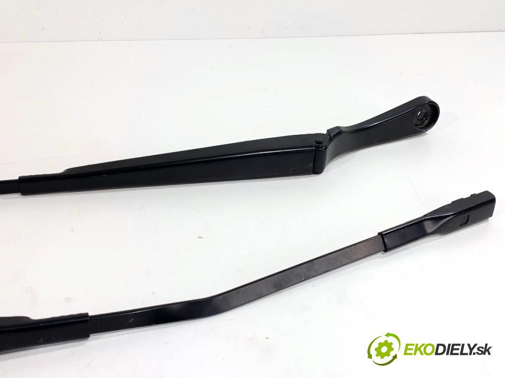 LAND ROVER RANGE ROVER EVOQUE SUV 2025 150 kW 2.0 D200 MHEV 4x4 1997 ramena stěrače přední část K8D217527BA K8D217527AA